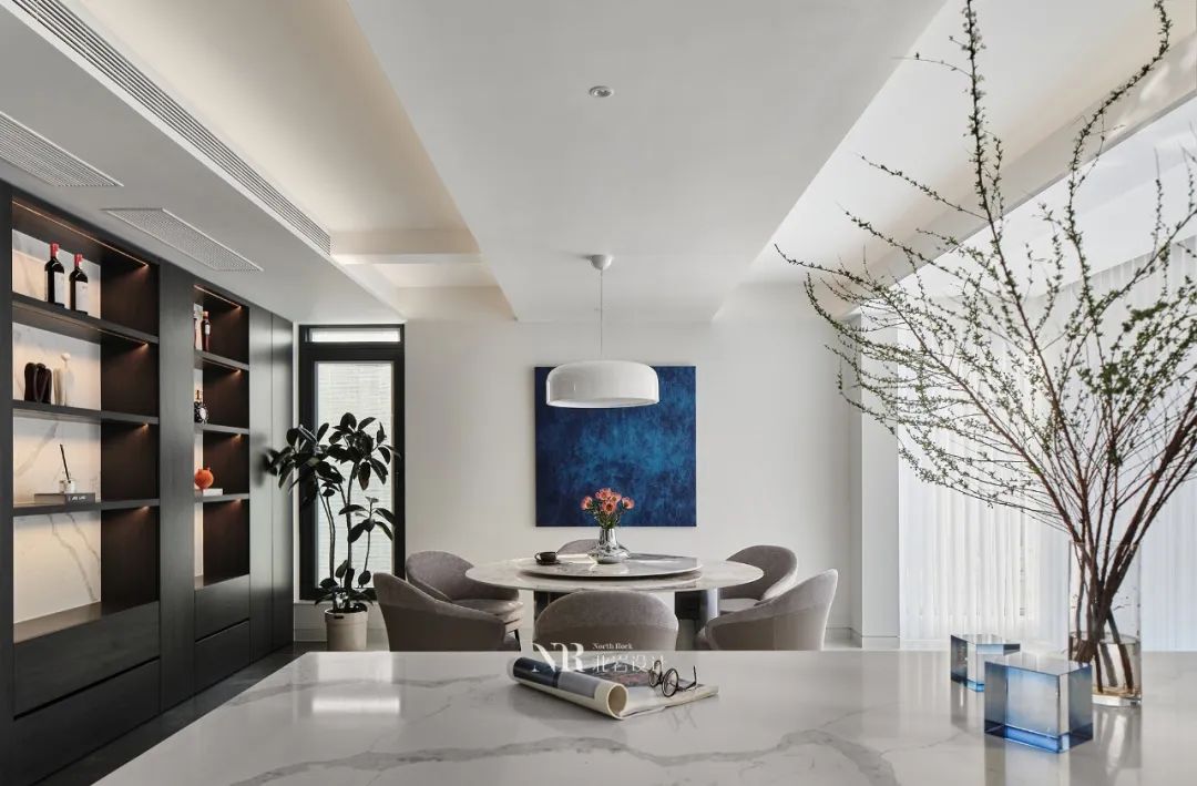 光影里的家 · 通透大宅的舒适设计丨中国南京丨北岩设计-39
