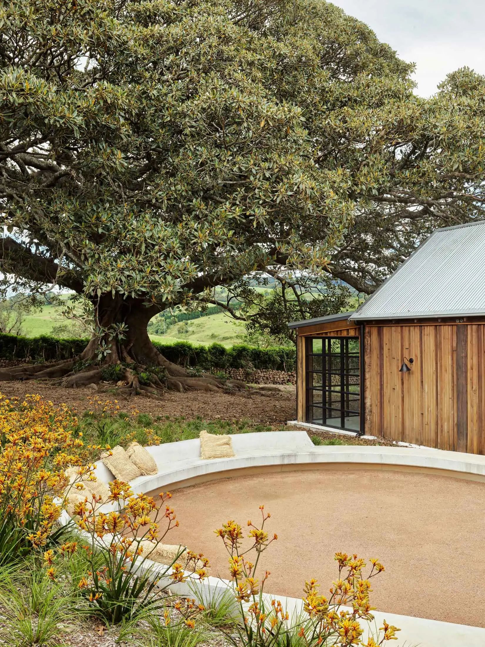 澳大利亚乡村农场住宅的现代复兴-36