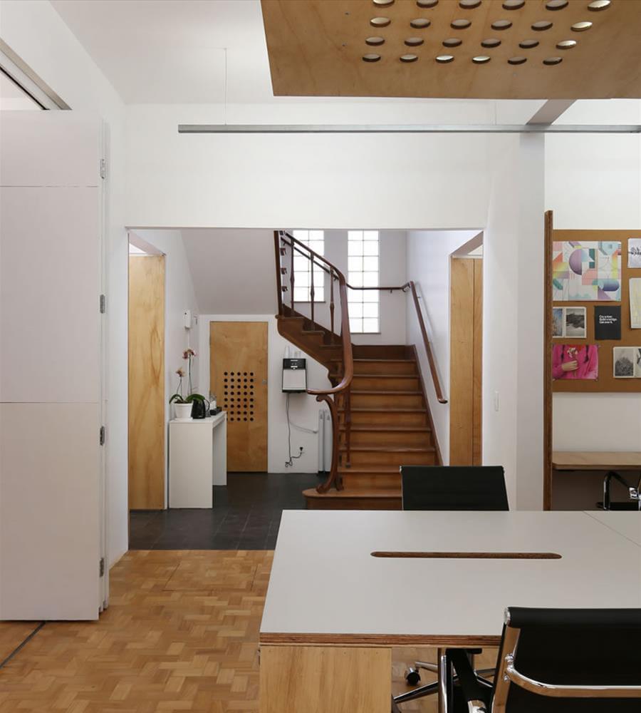 巴西 SP 市 591 平米旧厂房翻新变身联合办公空间-7