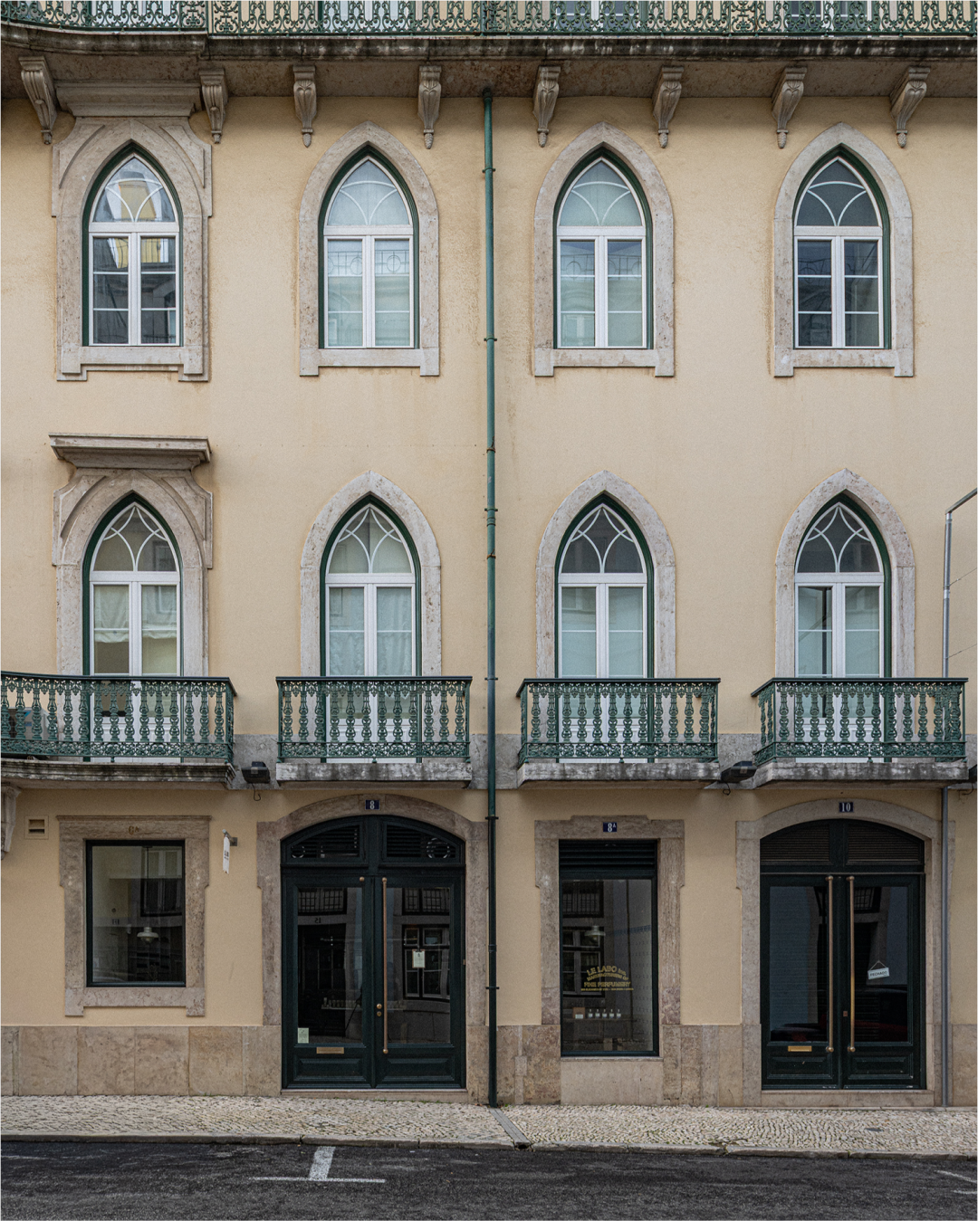 Le Labo里斯本精品店丨葡萄牙里斯本丨Le Labo品牌内部团队-0