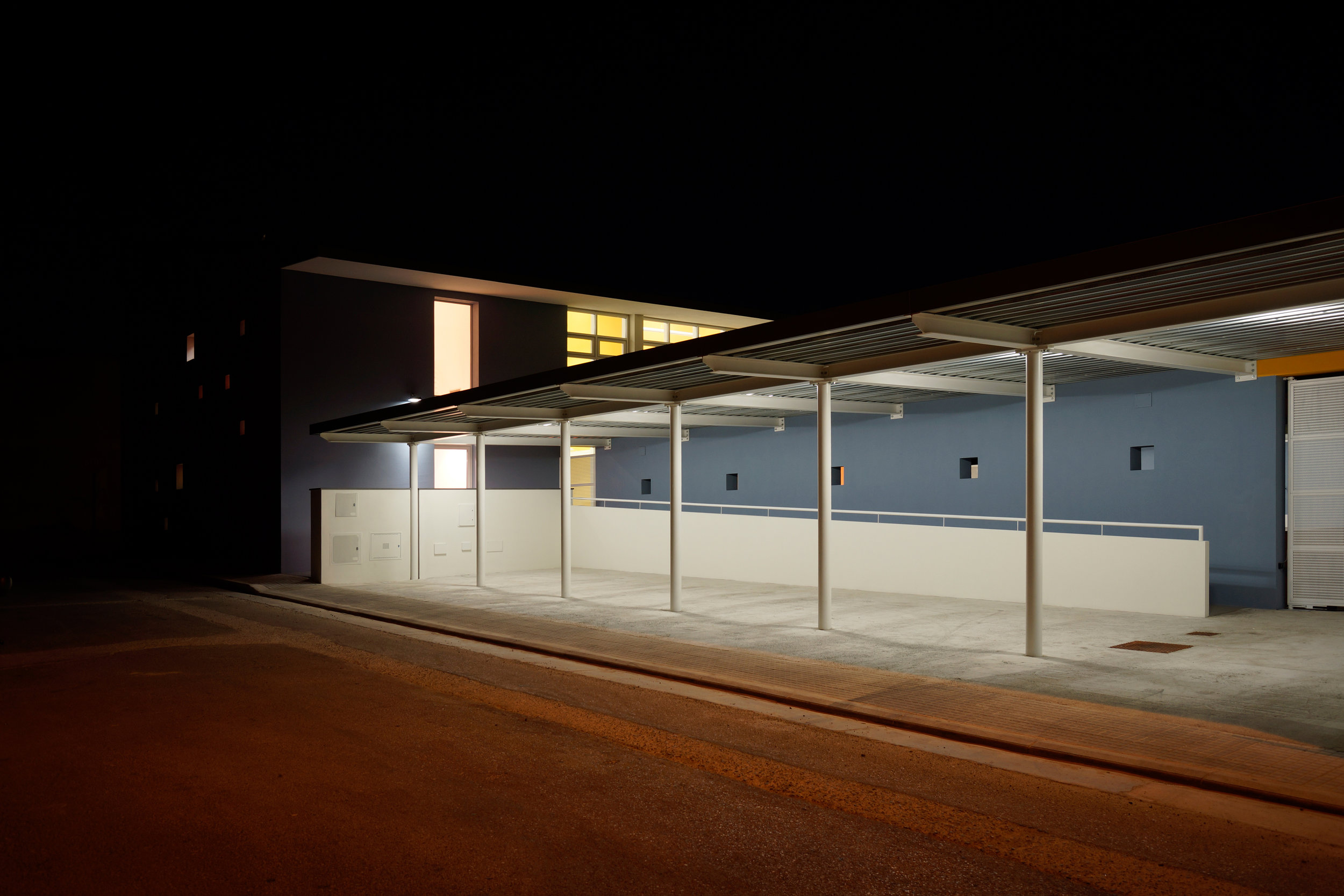 温馨之光 · 智障人士康复中心的日间中心设计-13