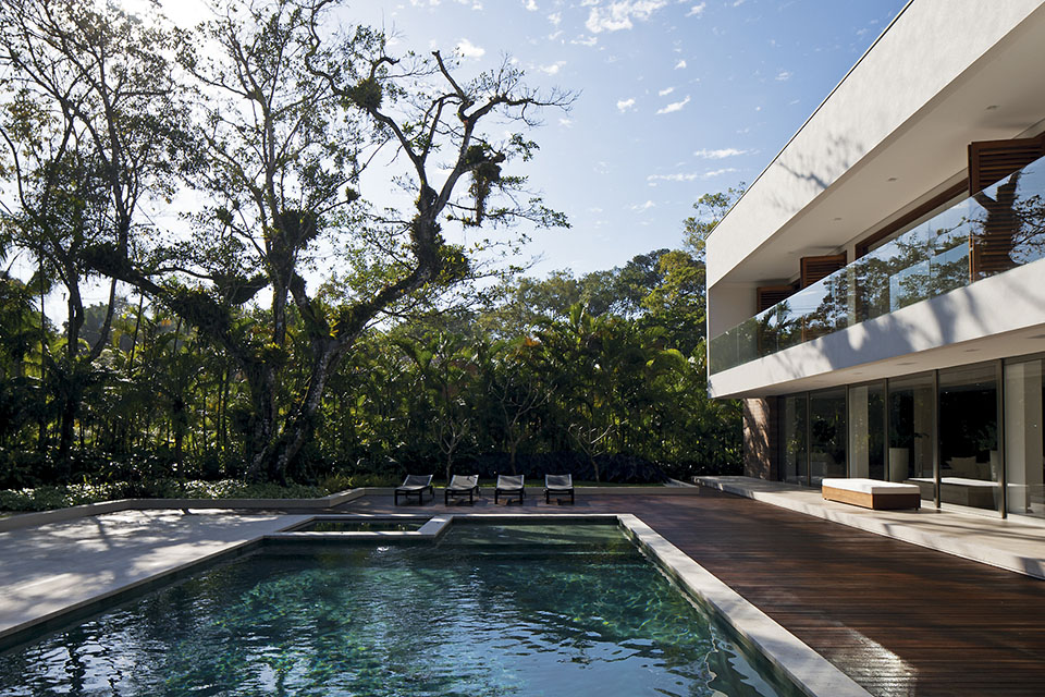 雨林环绕的海滩避难所-4