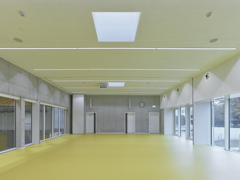 东菲尔德恩内林根 1 号体育馆丨德国丨Zoll Architekten-18