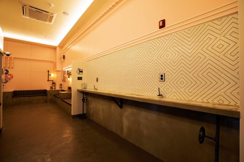 十坪江南站无人咖啡厅，灯光设计点睛之笔-8