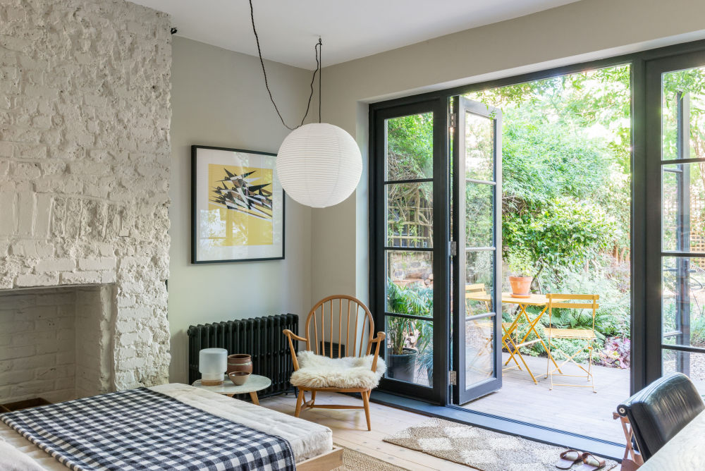 伦敦静谧绿洲 | 保罗·韦斯特的复古住宅设计-11