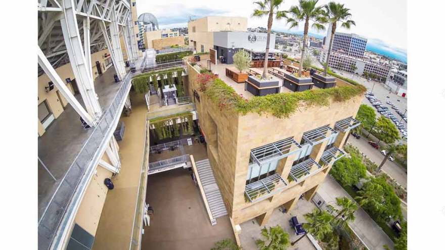 Gensler 助力 Petco Park 打造地道德州风味餐厅-2