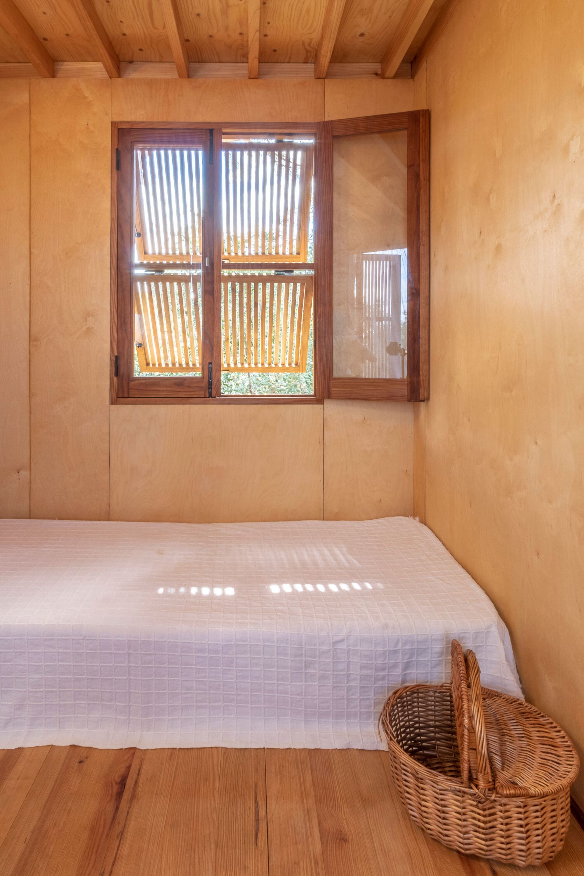 鸽子树屋丨葡萄牙丨Madeiguincho-32