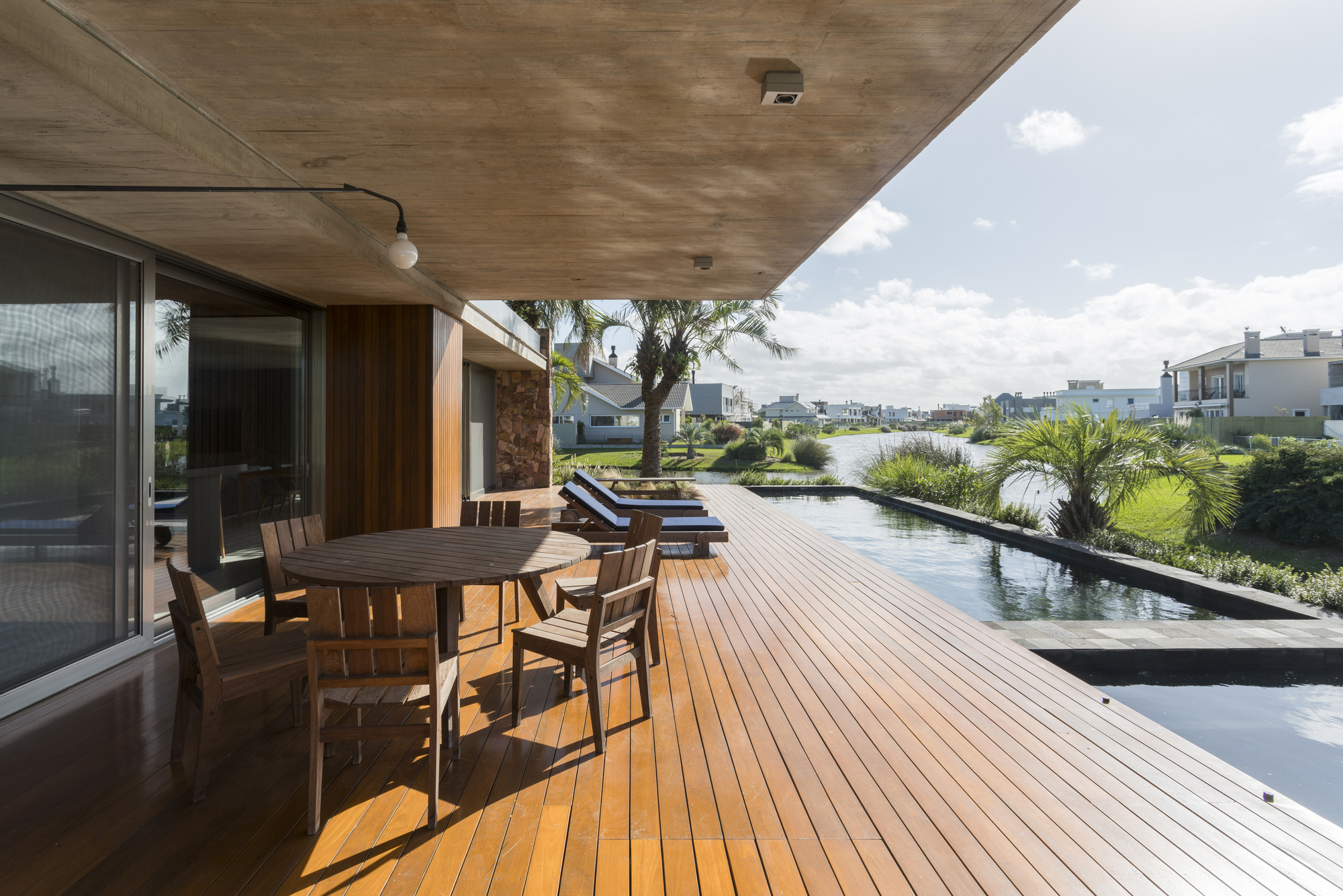 LSG #DM 住宅 | 混凝土棱镜与玻璃空间的互动-37