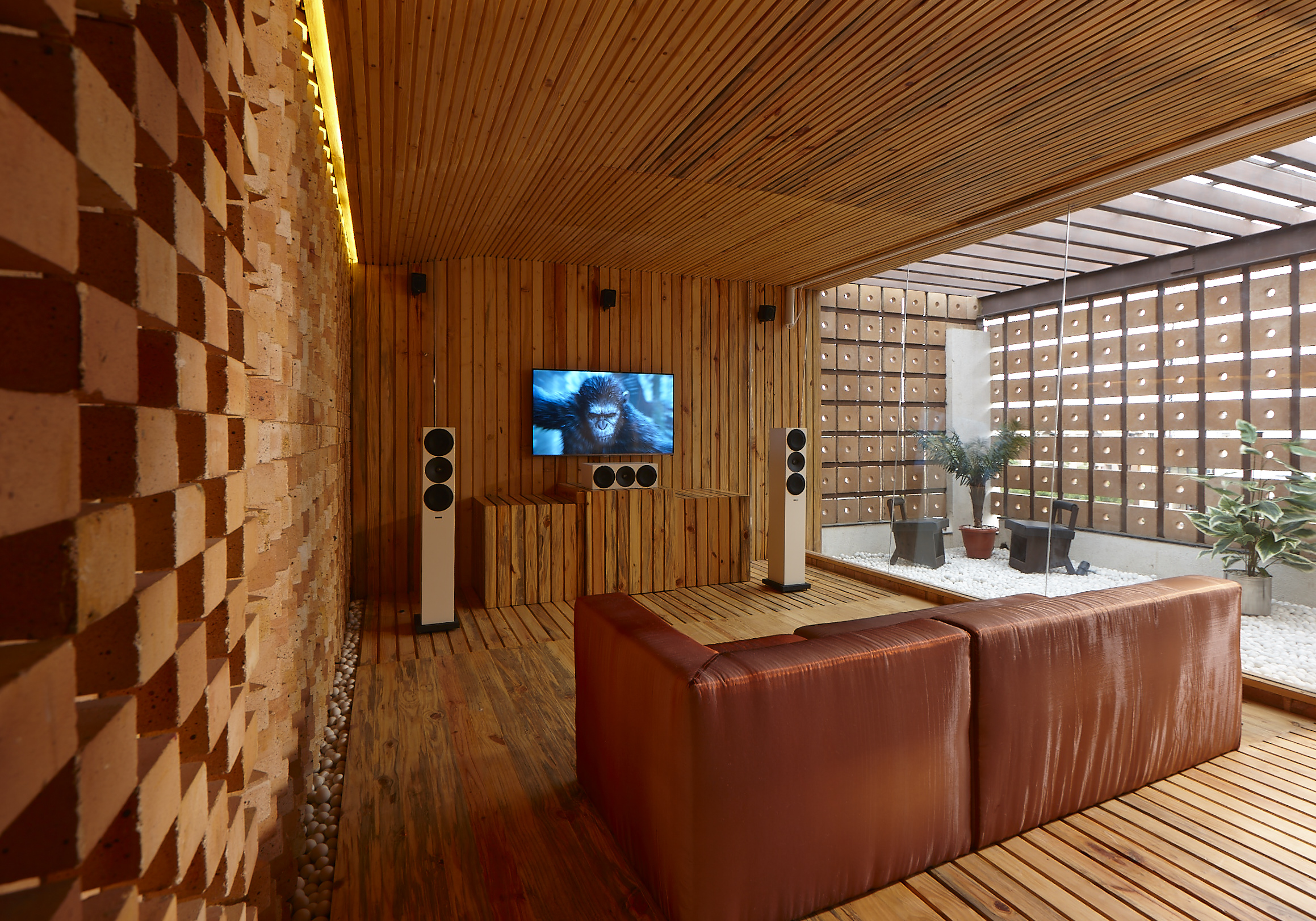 电影工作室丨Sfurna Designs-42