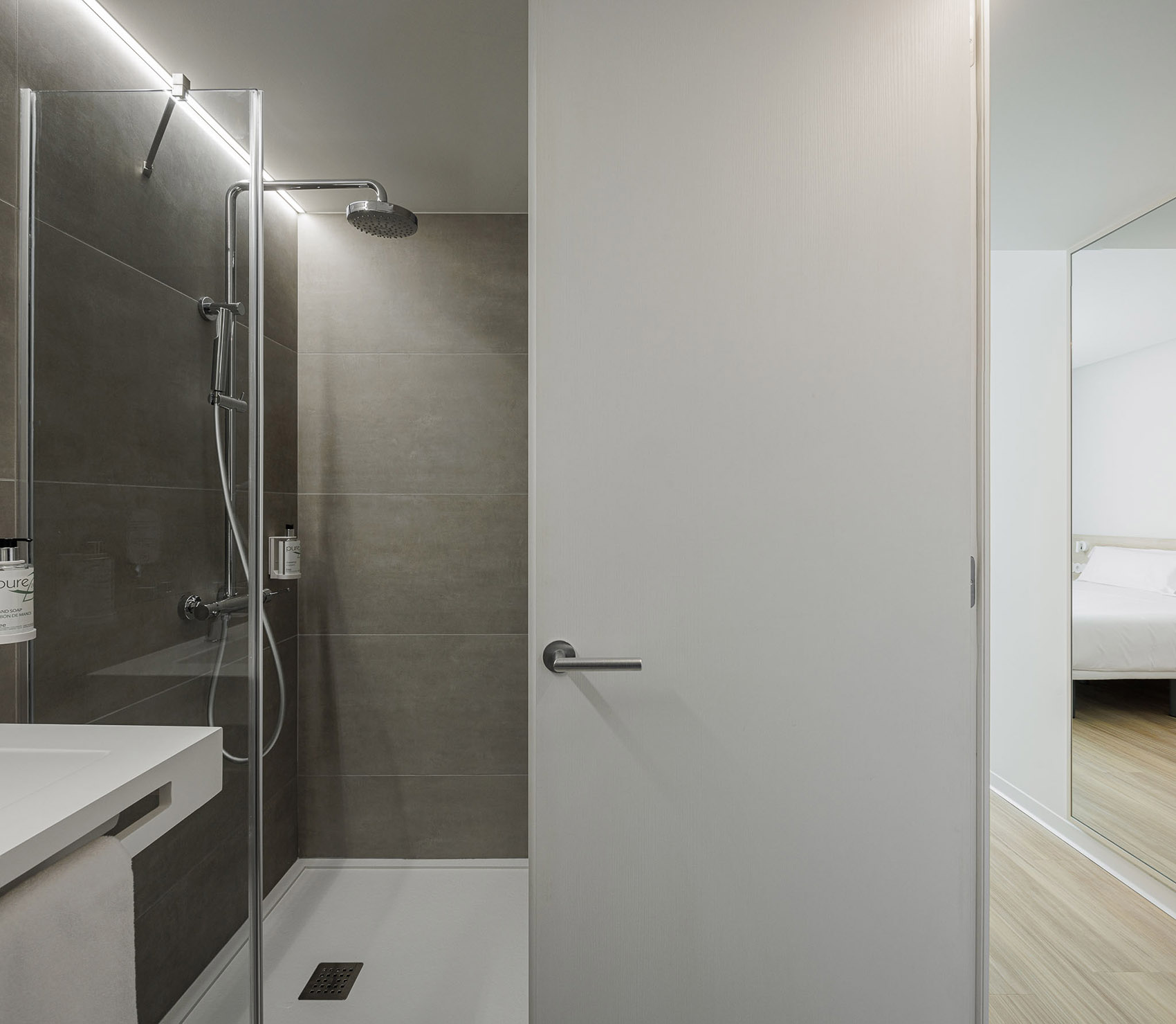 B&B Famalicão 酒店丨葡萄牙丨Jorge Domingues Arquitetos-45