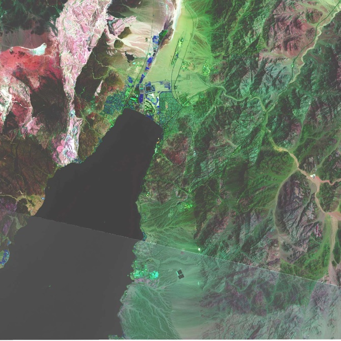 Blue Farmland可译为蓝色农田，但huaikuanchung不是一个常见的英文词汇或有公认含义的词语，不清楚其确切指的是什么，无法完成该部分的准确翻译 丨以色列-51