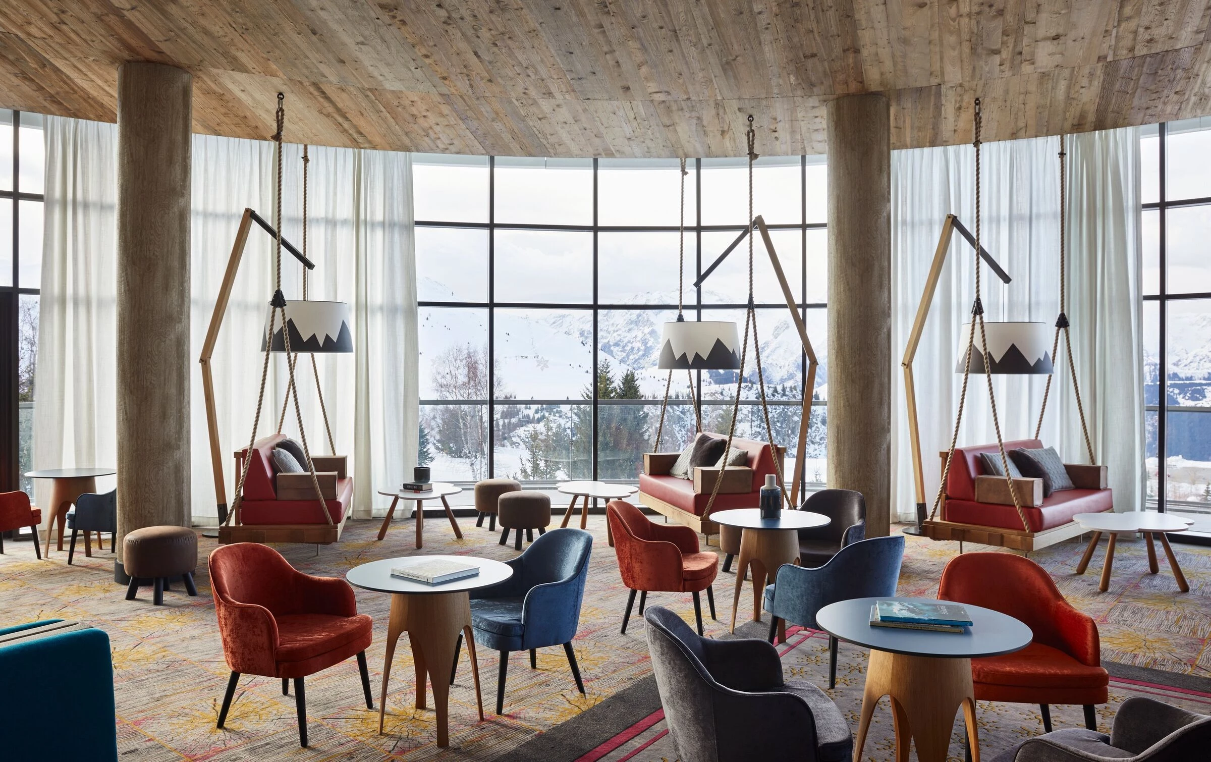 法国阿尔卑斯山脉的 Club Med 度假村,尽享自然美景与舒适体验-12