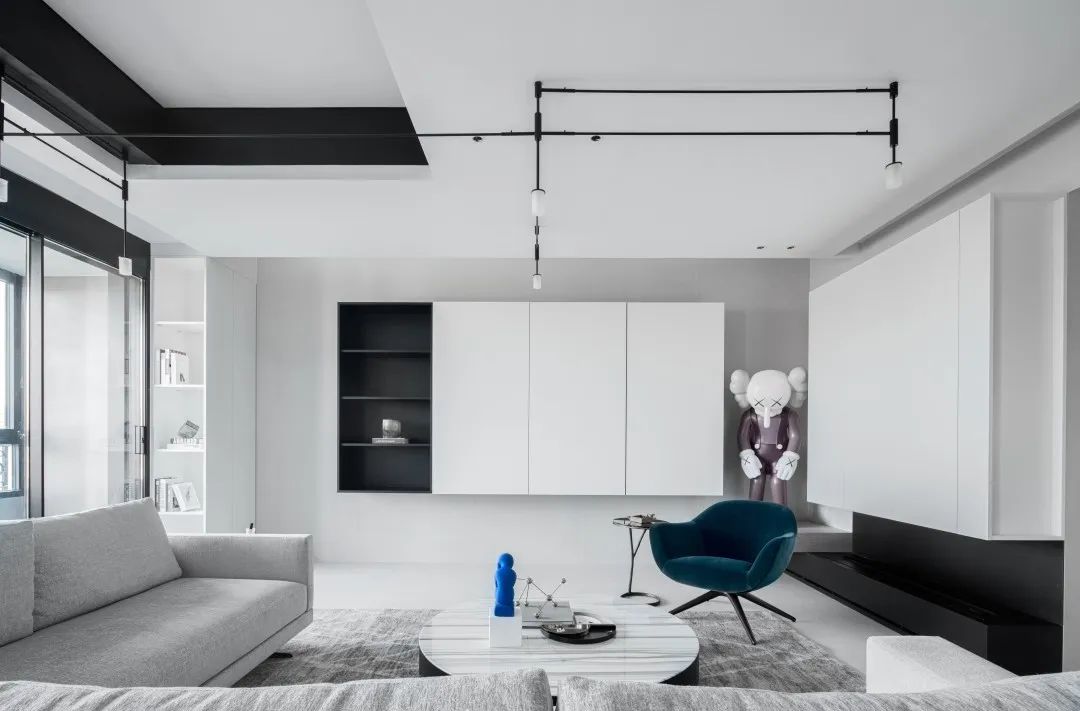 高级灰打造现代客厅的魅力-27