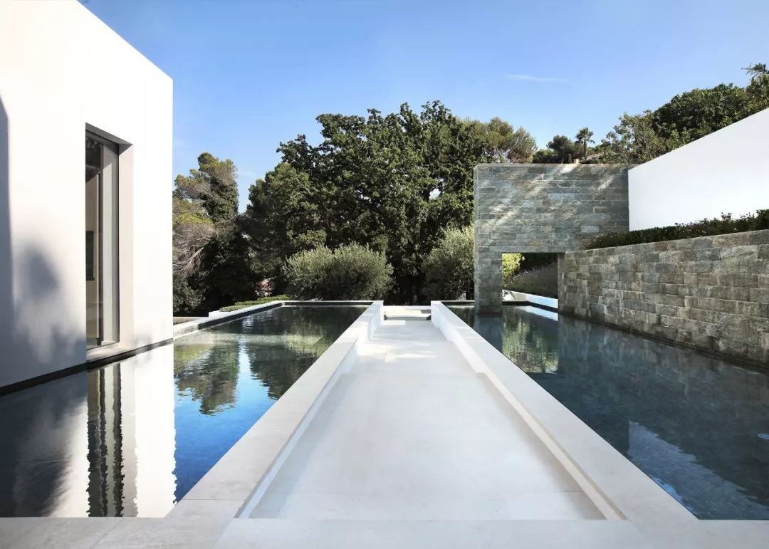 重塑传统，Caprini & Pellerin 建筑美学解读-44