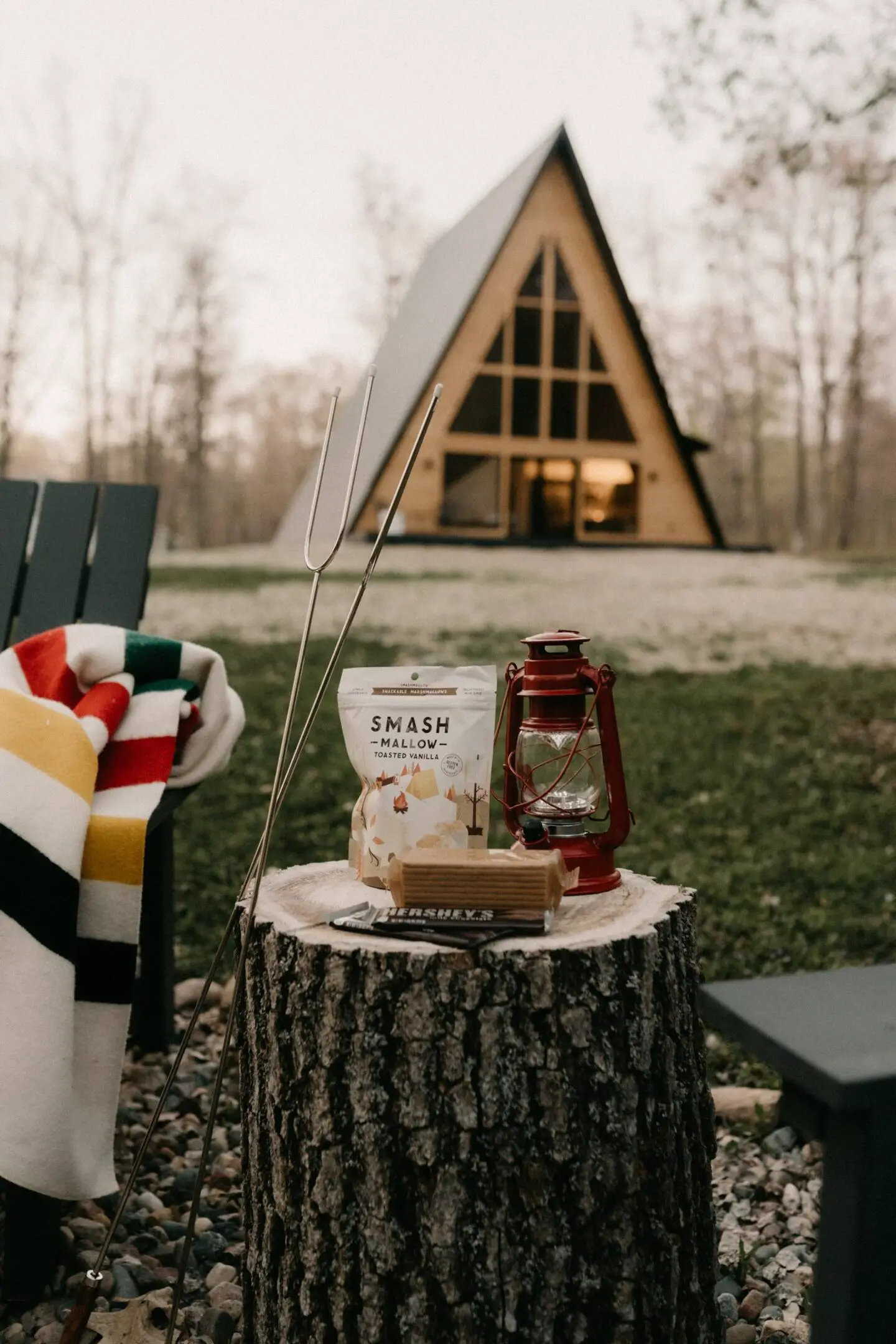 绿色主题 A 框架木屋,体验自然之美-14