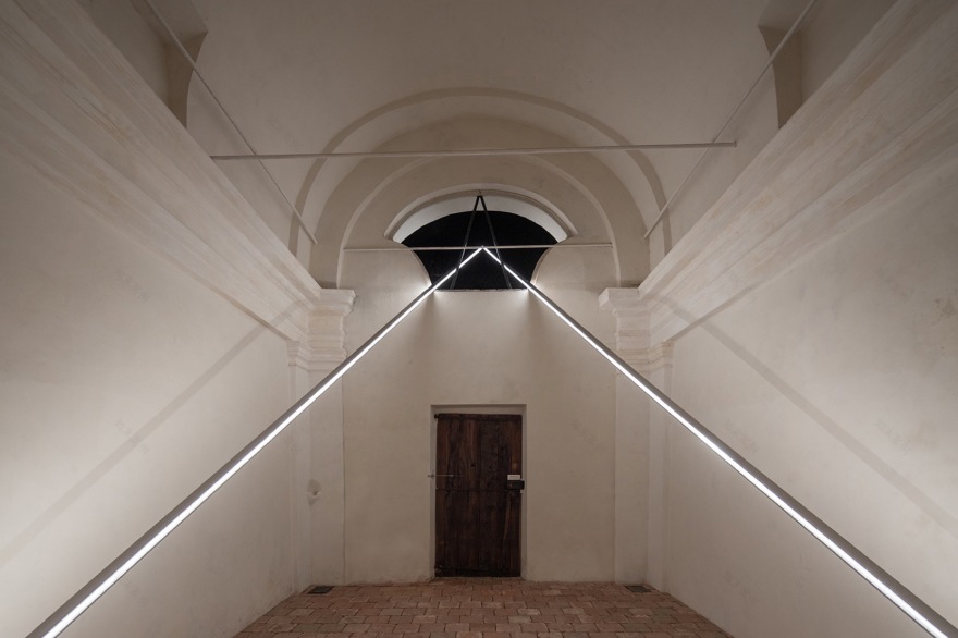 《MIRACLE》灯光装置丨Emilio Ferro-24