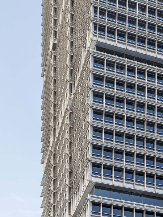 Raffles City The Bund 办公建筑设计丨中国上海丨Pelli Clarke & Partners-36