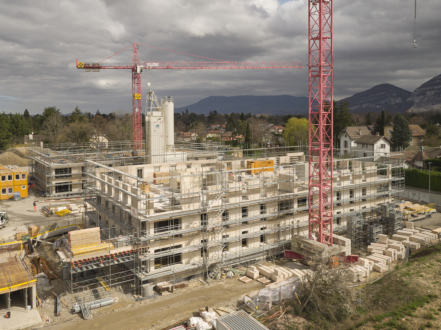 坚固石材住宅区丨瑞士丨Atelier Archiplein-28