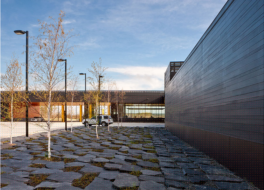 美国 Warroad 陆地港口入境景观设计-7