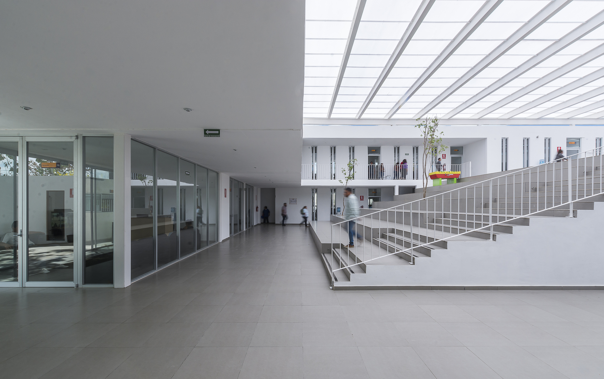 Interamerican University 校园建筑设计-6