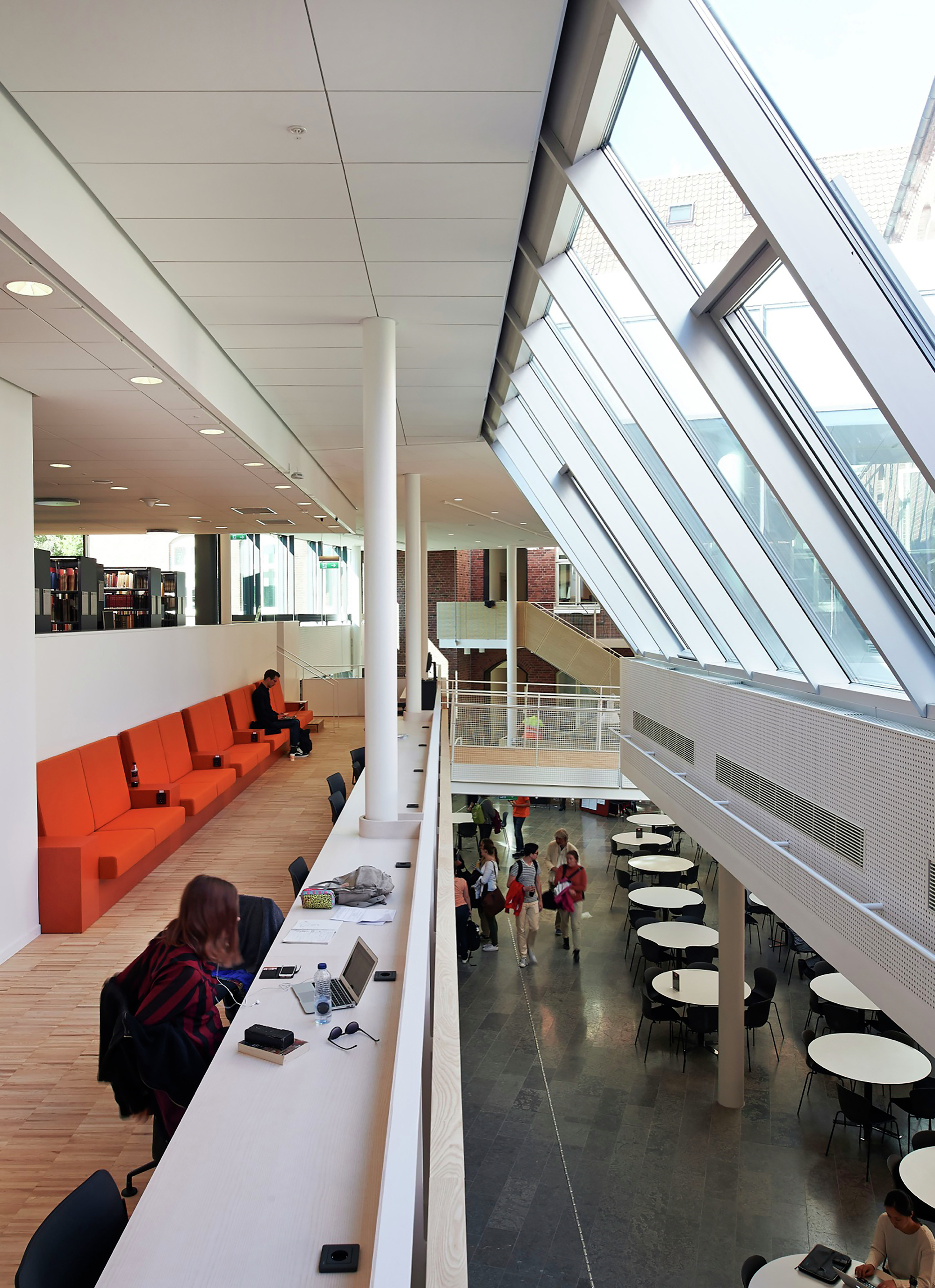 瑞典隆德大学图书馆设计-0