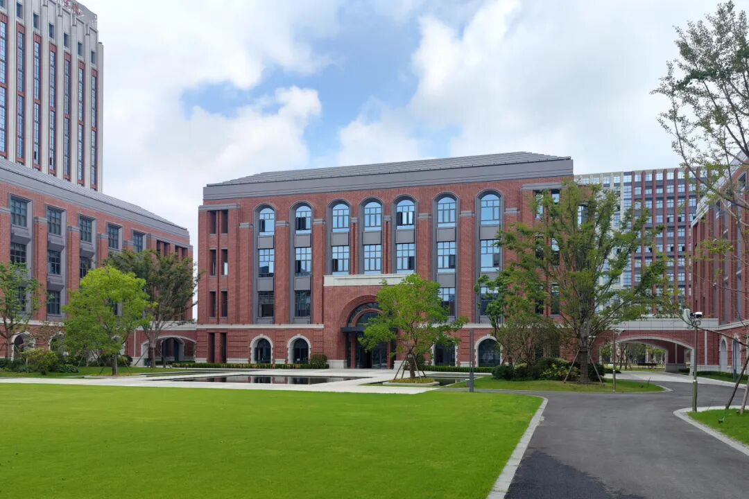 上海交通大学医学院浦东校区正式启用，龚正前往调研-13