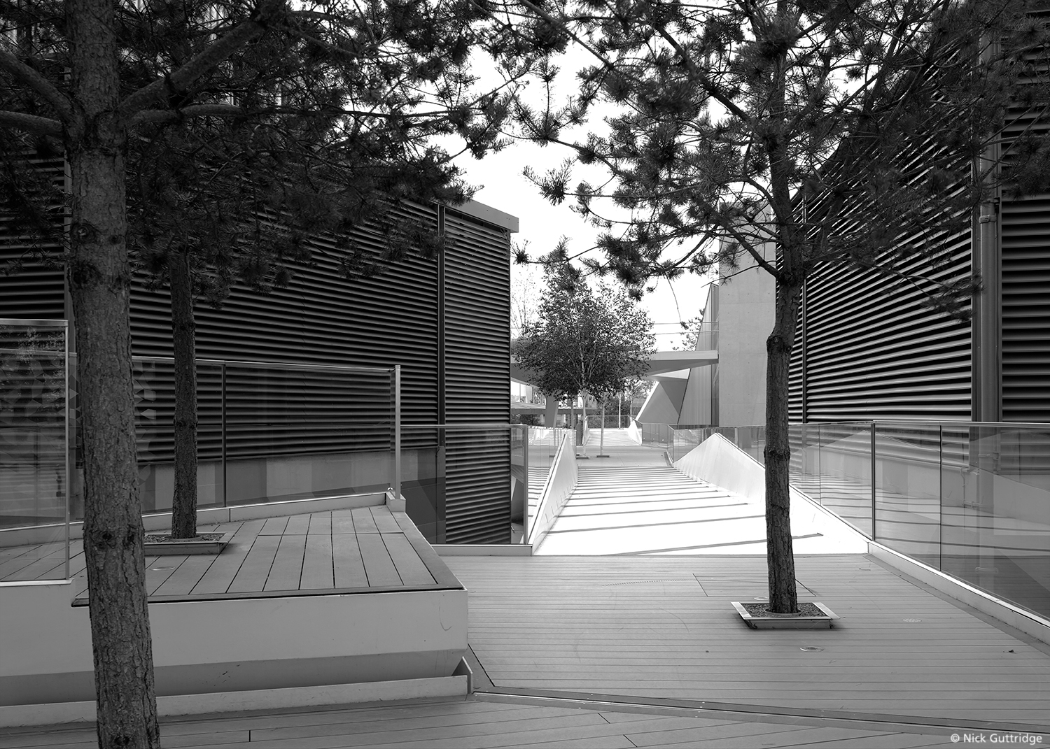 “The Tide”黑白版丨英国伦敦-6