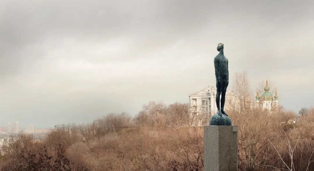 “雨”雕塑丨纳扎尔·比利克-60