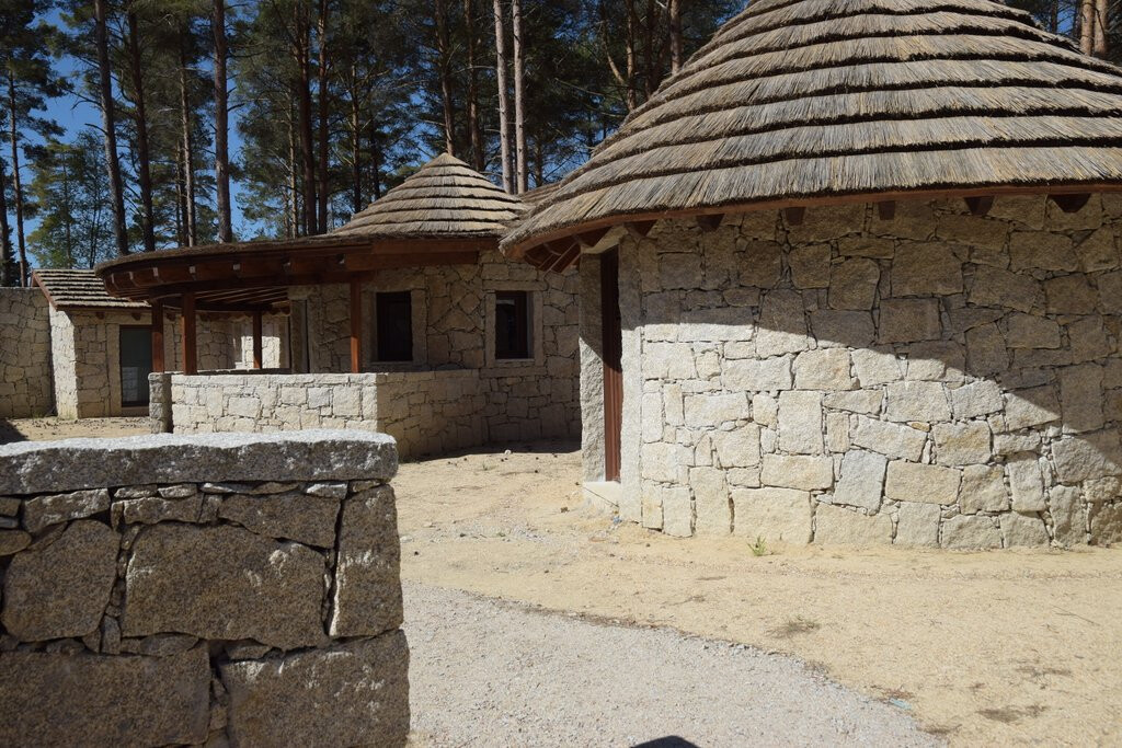 葡萄牙北部村庄式露营酒店-16