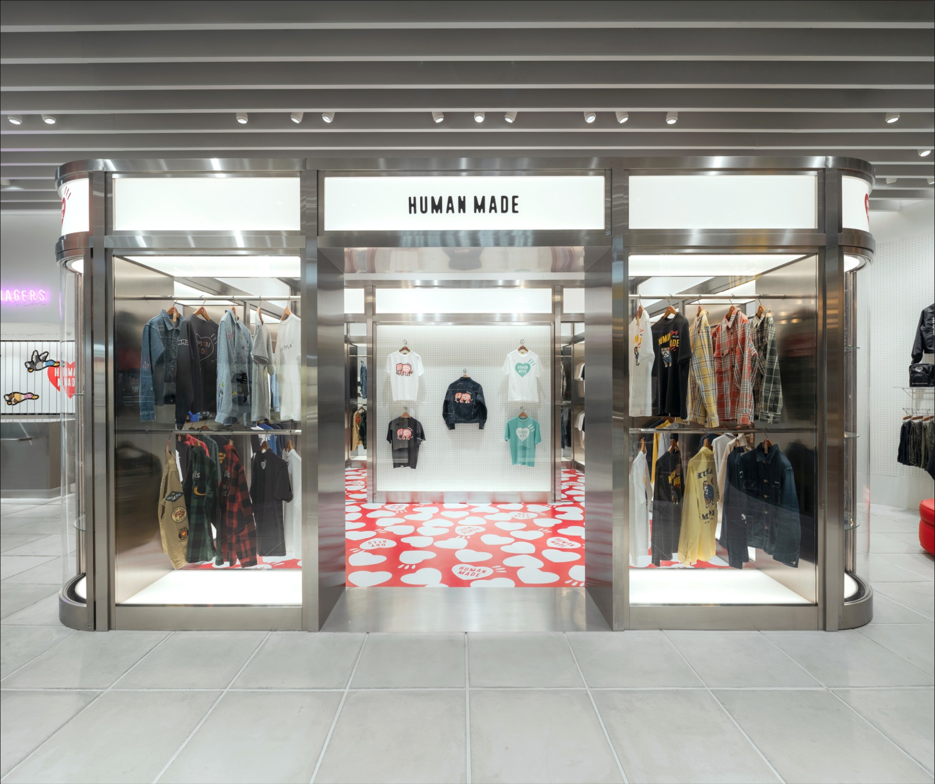 由万德沃（Wonderwall）打造的人类制造（HUMAN MADE）店铺丨泰国曼谷-7