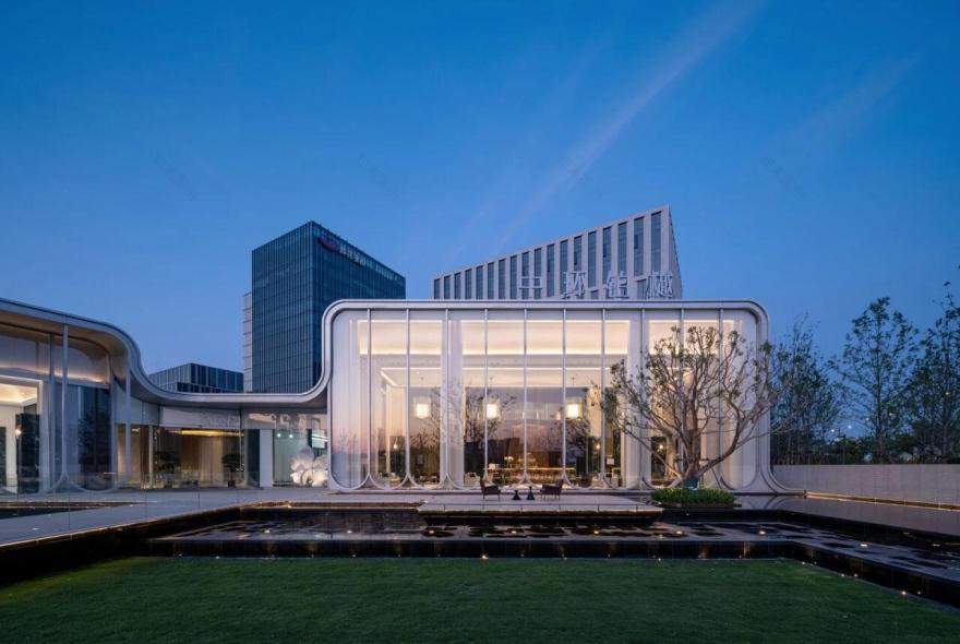 法云设计 · 上海中环铂樾营销中心丨中国上海丨软装设计为上海法云设计,室内设计为ONE CU壹方设计-3