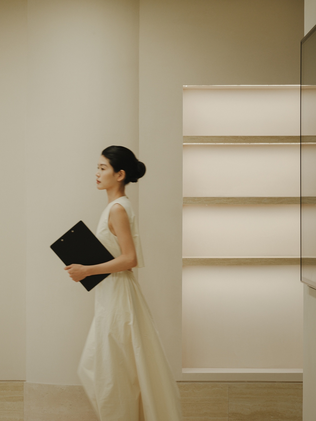 上海白色系文化公司丨中国上海丨艾洛设计-4