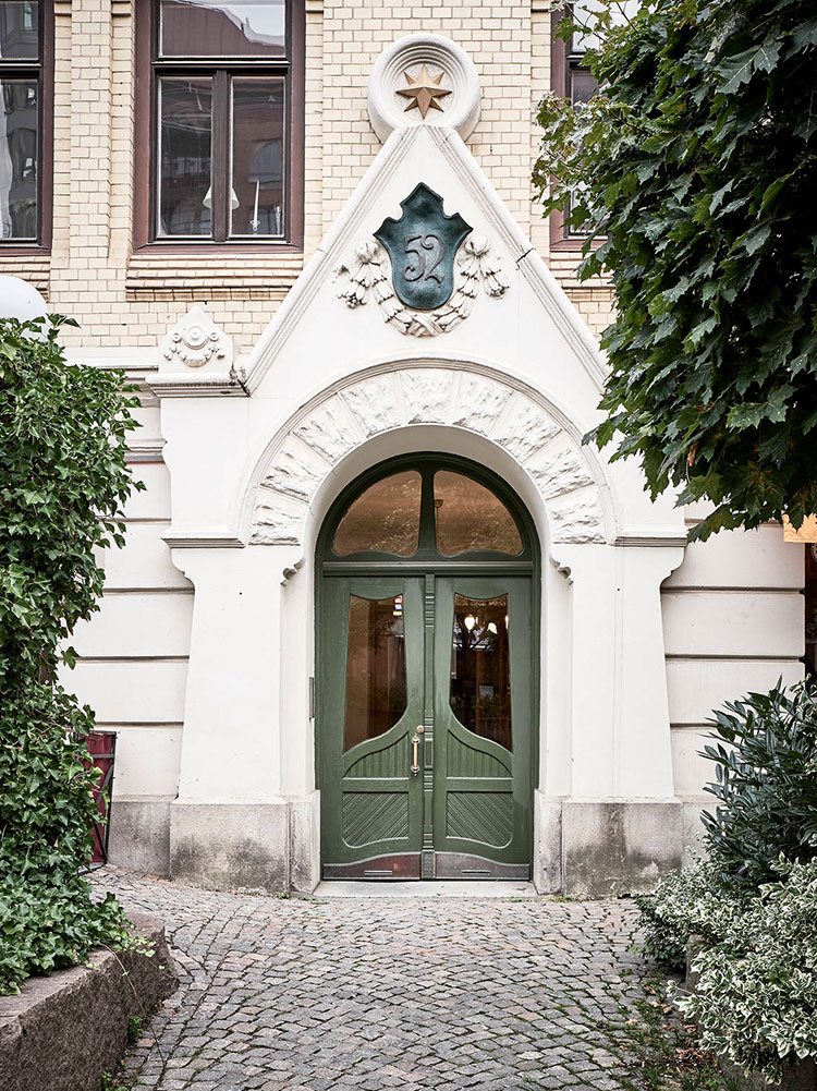 独特拱窗的斯堪的纳维亚风格阁楼公寓-24