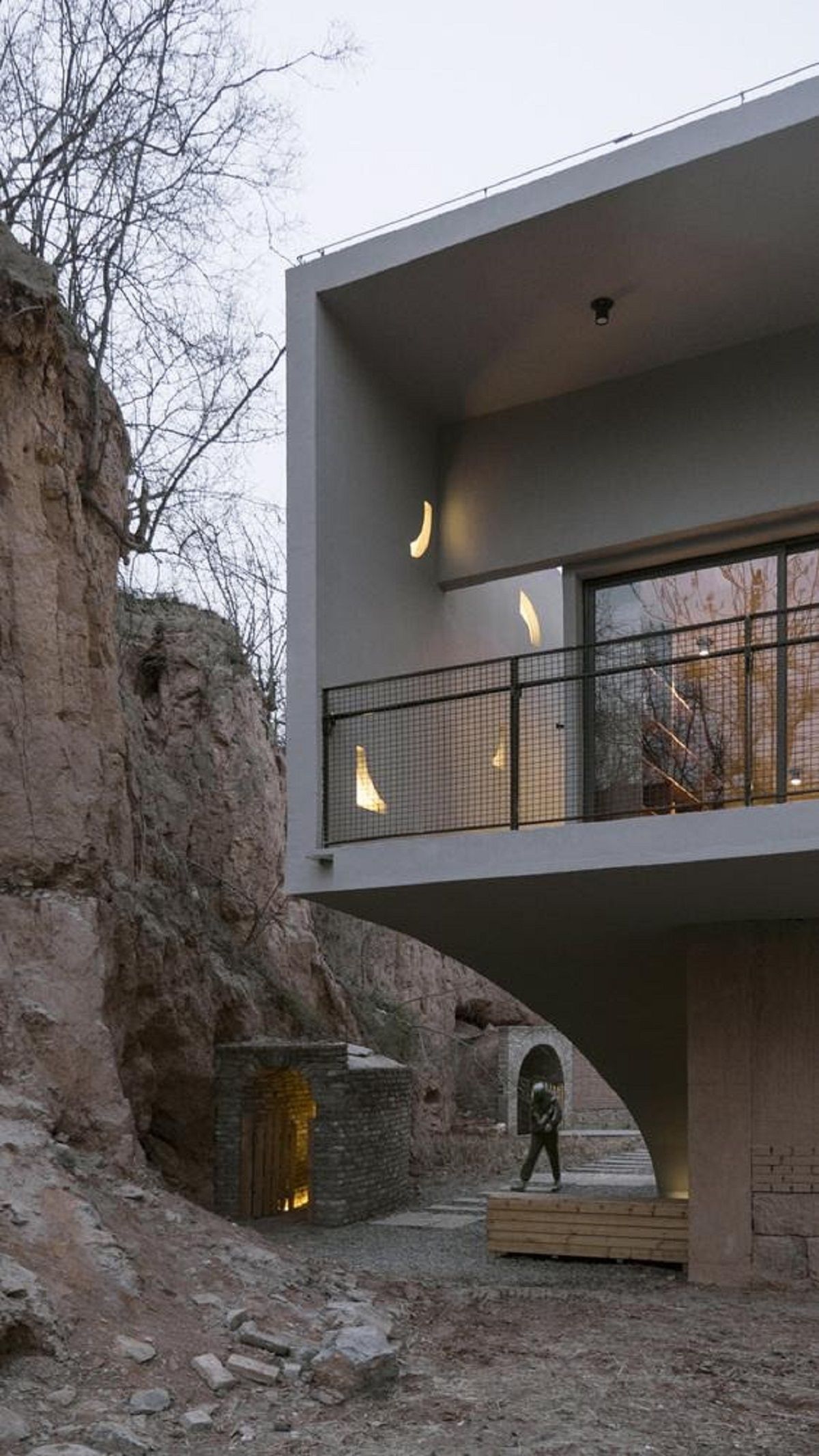 废墟中的图书馆-33