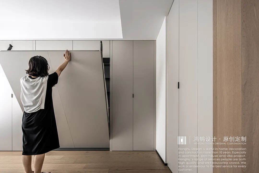 180㎡家里拥有一个超16米长的墙，设计师如何将痛点变优点！-26