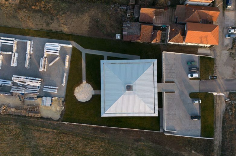 商业建筑“Sunce Marinković”丨ARIS d.o.o.建筑工程工作室-14