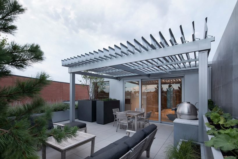 由废弃摄影棚改造的蒙特利尔宠物医院 住宅  T B A-12