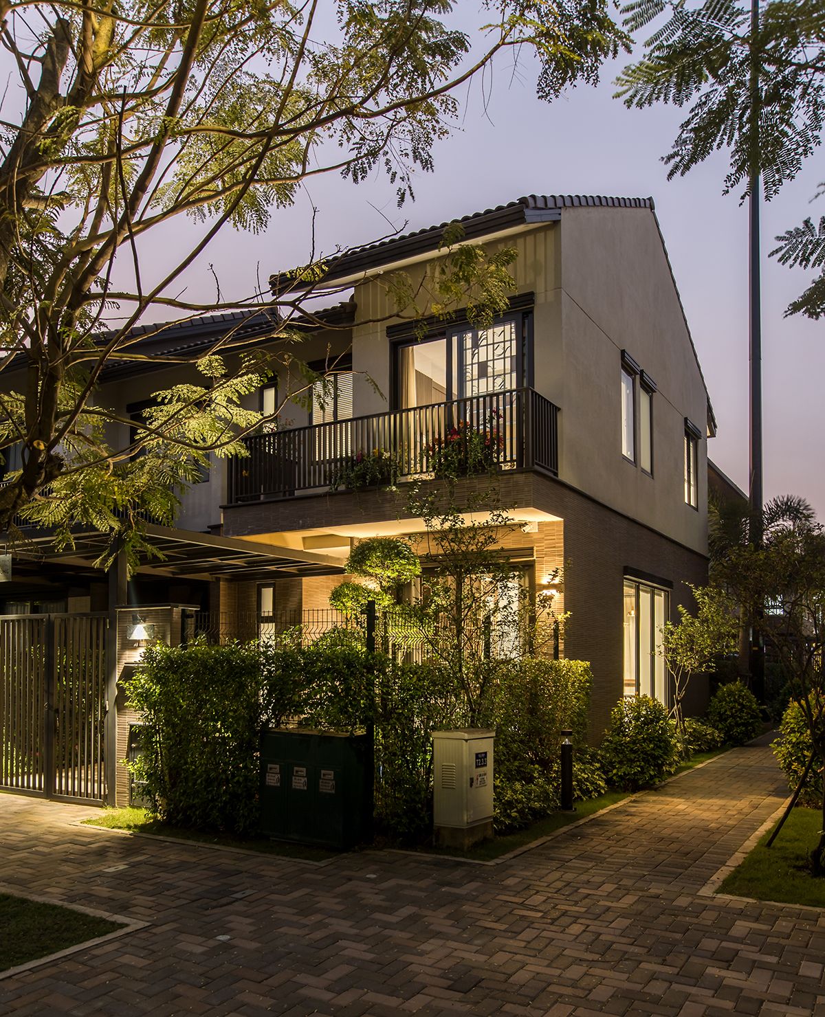 绿意盎然的原木之家 | 异域自然风-13