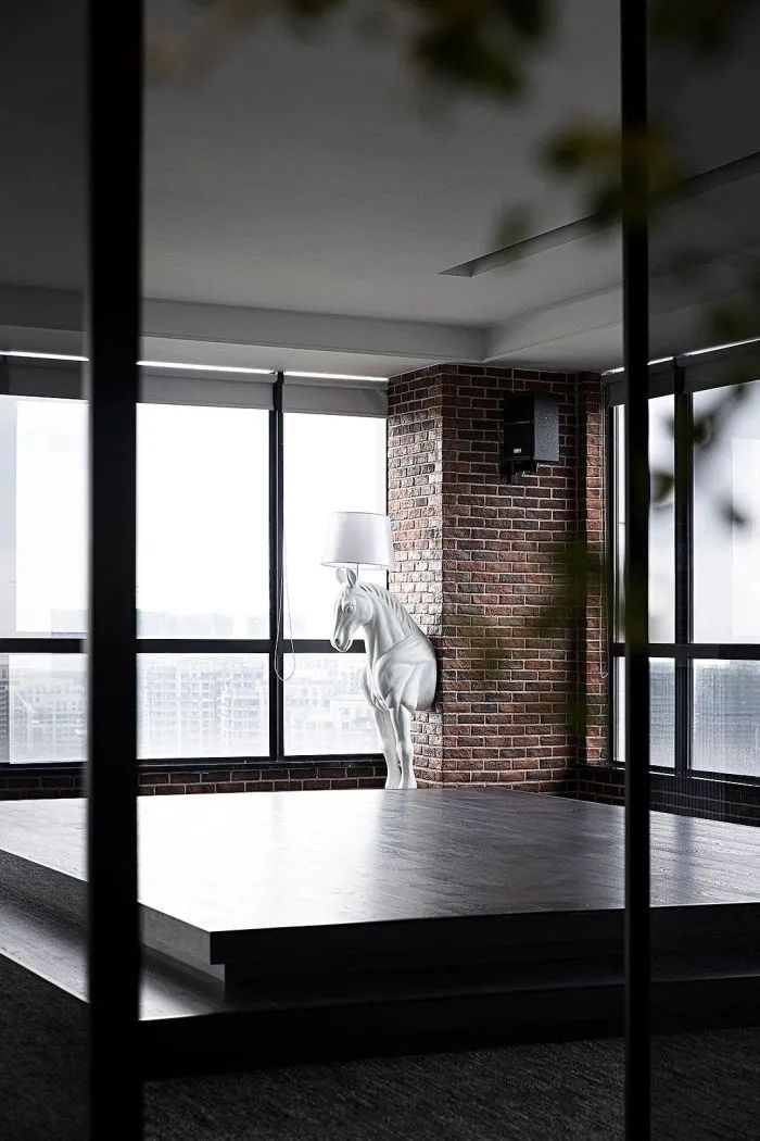 黑白交接的理性与感性 · 律师事务所的现代设计丨陆槛槛空间设计-22