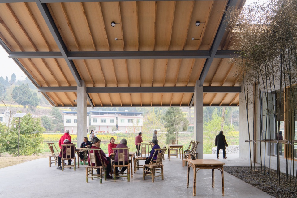 乐山东林村镇文化中心 | 传统与现代交融的乡村社交空间-56