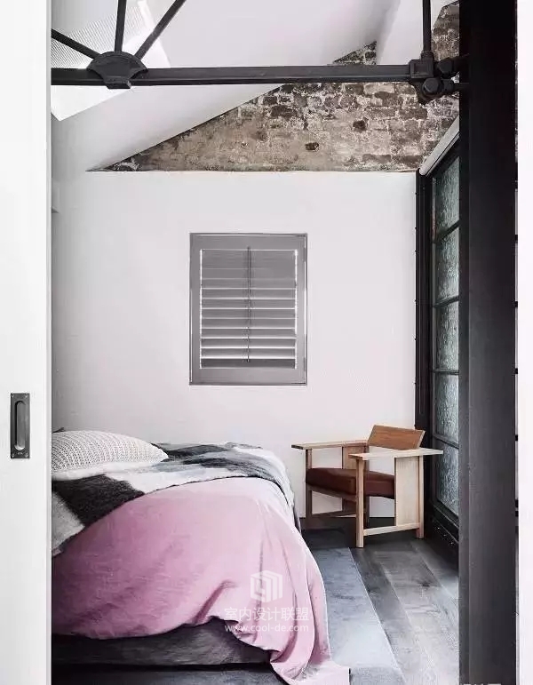 废弃仓库的一次完美转换-20