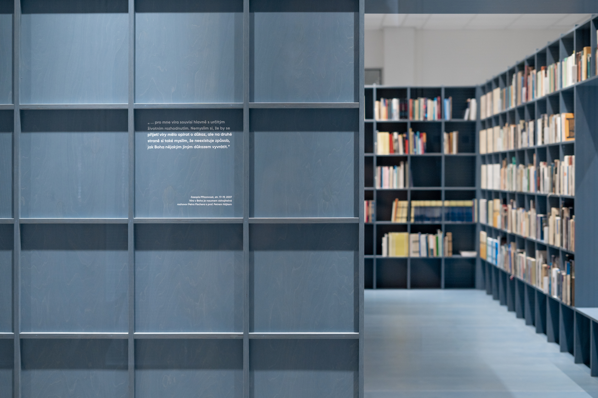 彼得·哈耶克的图书馆，宇宙工作室丨捷克-22