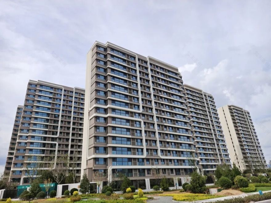 “城中村”蝶变“景中城”!中建八局青岛董家下庄安置区项目迎来交付-88