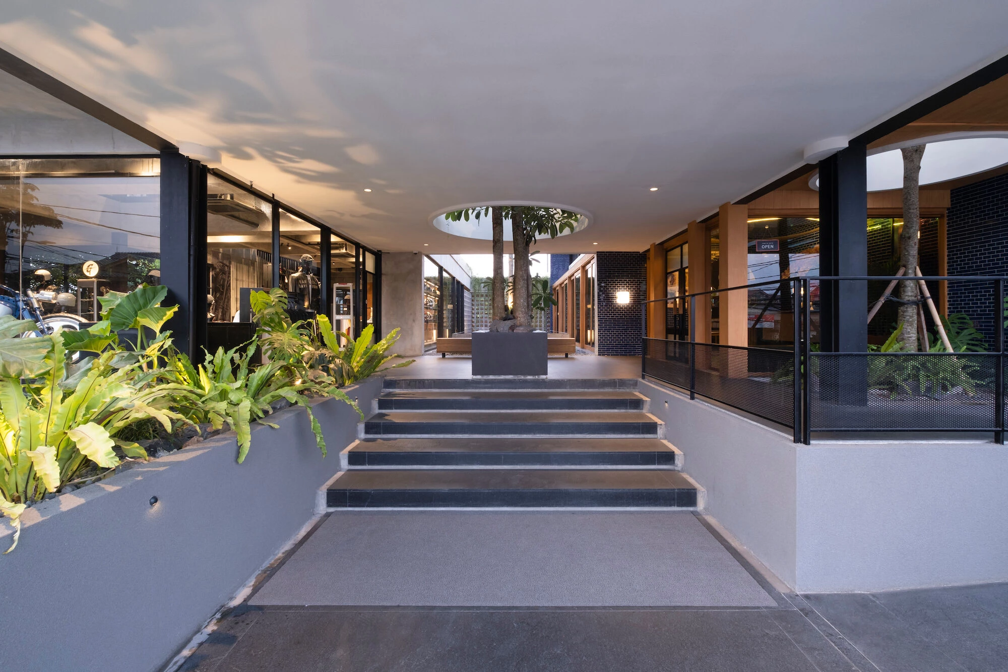 车队和驻军摩托锻造厂丨印度丨Bitte Design Studio-33