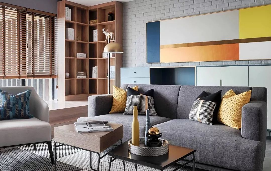 90 后小夫妻的 110㎡混搭三居室,原木、色彩与动漫的奇妙融合-14