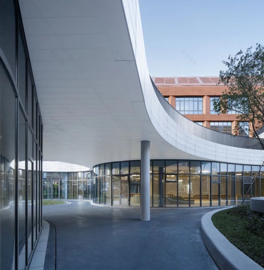 筑园寻梦 | 融入城市的新型校园设计-63