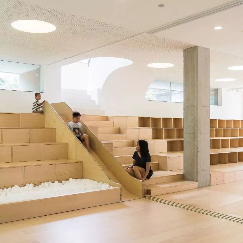 闺蜜俩花了1000万，在漓江边造了栋「积木房子」：这才是当妈的最高境界-157