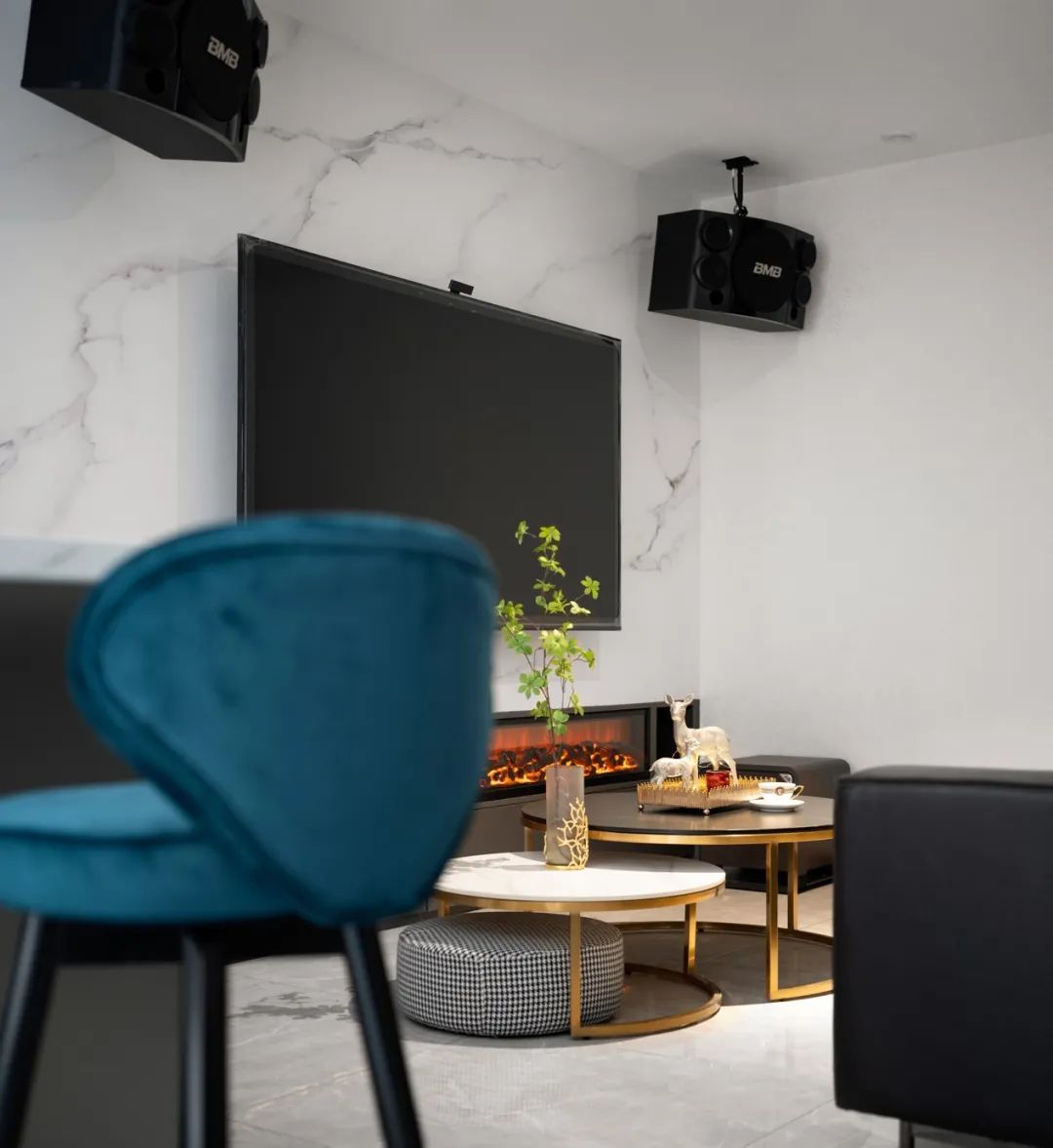 现代复古摩登的别墅丨申远空间设计-25