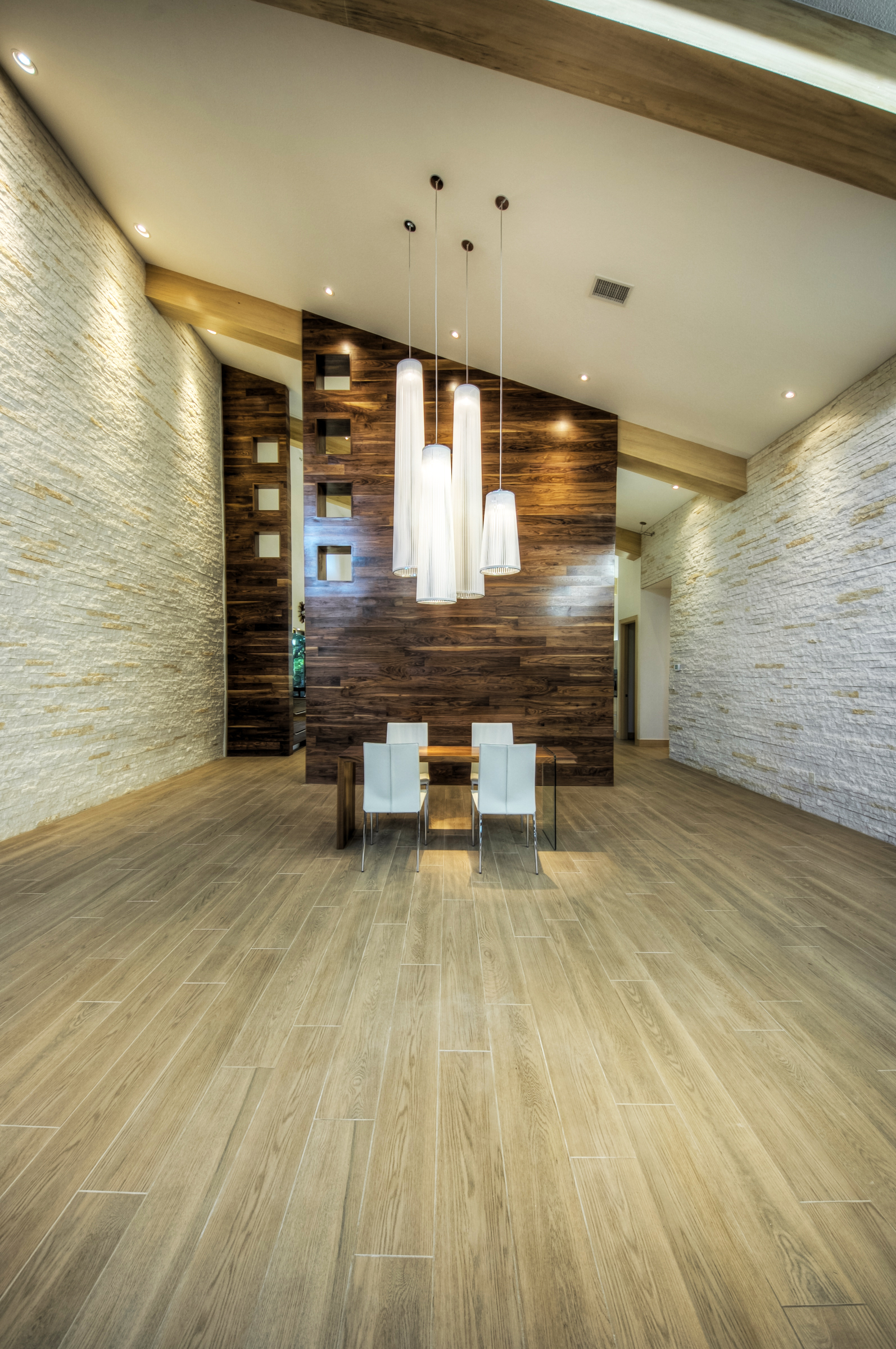 奥斯卡·弗洛雷斯设计室的施瓦茨住宅 | 现代与舒适的完美融合-16