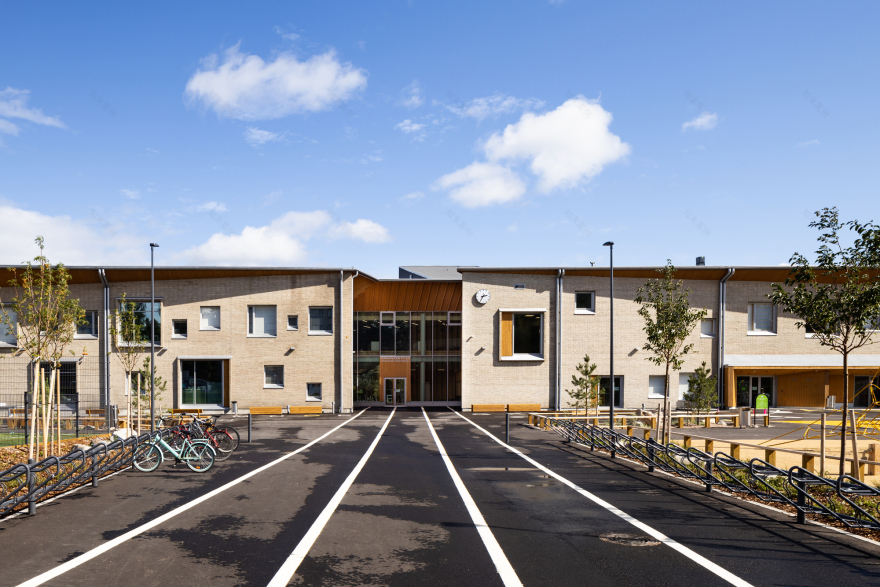 Keravanjoki 多功能建筑丨芬兰丨Lukkaroinen Architects-44